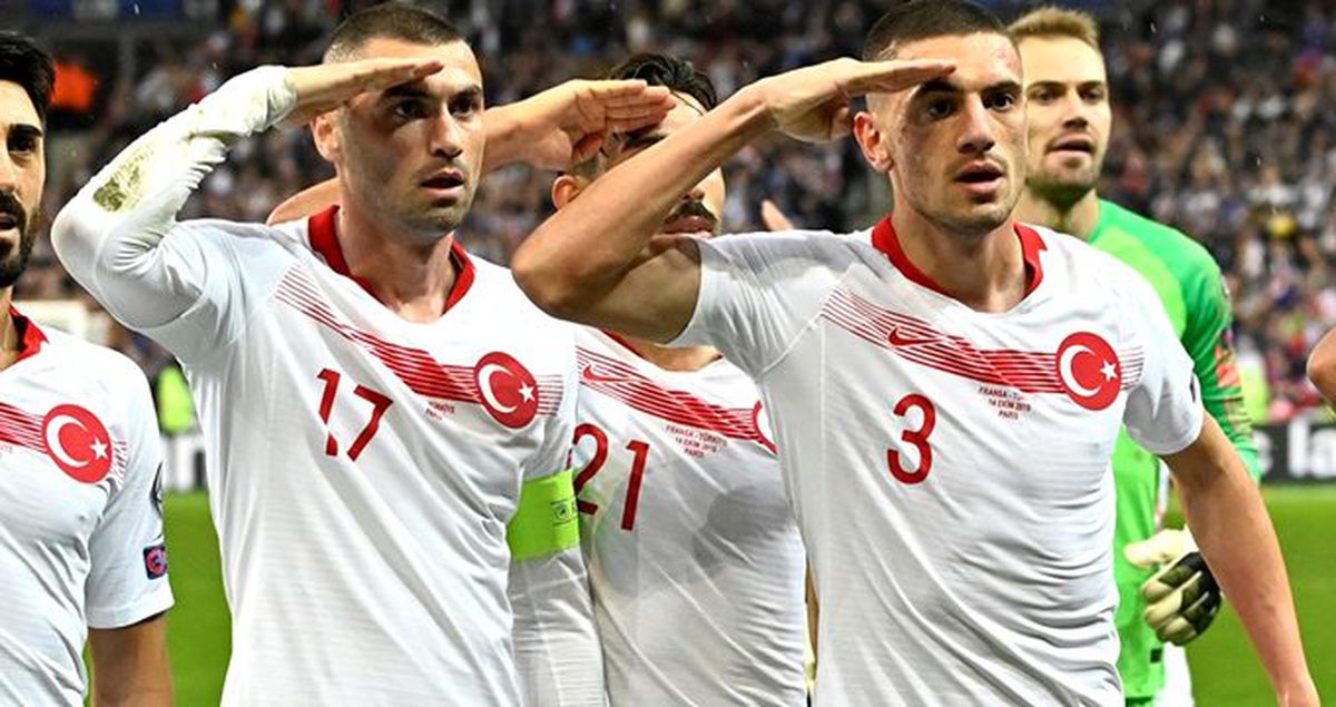 Merih Demiral devre arasında Juventus'tan ayrılabilir