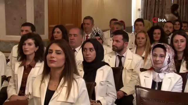 Milli Eğitim Bakanı Ziya Selçuk, yeni tasarlanan öğretmen önlüklerinin tanıtım programına katıldı
