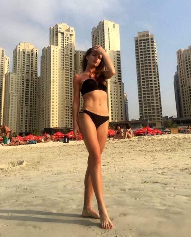 Polonyalı hakem Karolina Bojar, sosyal medya paylaşımlarıyla nefes kesiyor!
