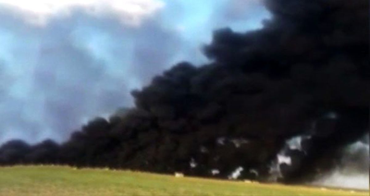 YPG/PKK'lı teröristler kuyulara doldurduğu petrolü yaktı