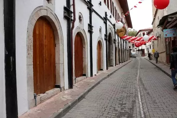 700 yıllık tarihi han, butik otel olarak hizmete girdi 700 yıllık tarihi han, butik otel olarak hizmete girdi