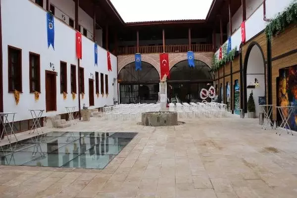 700 yıllık tarihi han, butik otel olarak hizmete girdi 700 yıllık tarihi han, butik otel olarak hizmete girdi