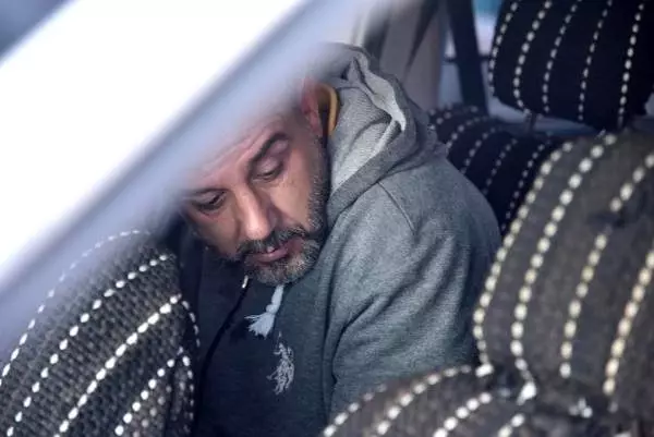 800 bin liralık altın çalan 3 soyguncu tutuklandı 800 bin liralık altın çalan 3 soyguncu tutuklandı