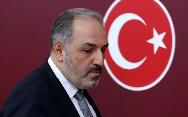 AK Parti'den istifa eden Yeneroğlu'ndan Mahir Ünal'ın sözlerine yanıt geldi AK Parti'den istifa eden Yeneroğlu'ndan Mahir Ünal'ın sözlerine yanıt geldi