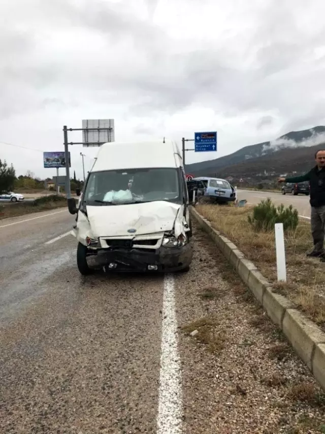 Boyabat'ta trafik kazası: 1 ölü Boyabat'ta trafik kazası: 1 ölü