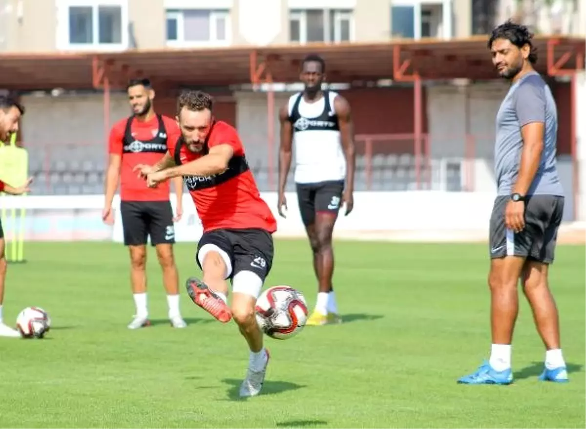 Hatayspor'da liderlik hesapları
