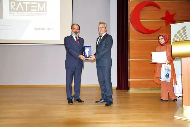 HRÜ Uluslararası iki kongreye ev sahipliği yapıyor HRÜ Uluslararası iki kongreye ev sahipliği yapıyor