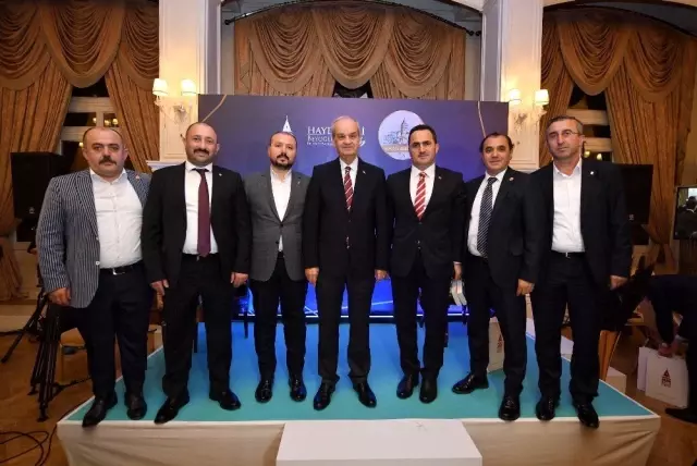 İlker Başbuğ, 'Barış Pınarı Harekatı zorunluydu, Terör koridorunu parçaladınız' İlker Başbuğ, 'Barış Pınarı Harekatı zorunluydu, Terör koridorunu parçaladınız'