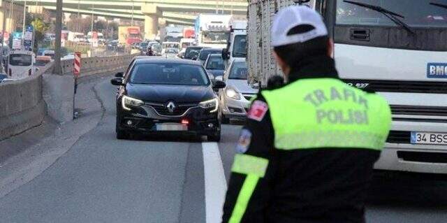 İstanbul trafiğinde çakarlı araç denetimi! Bugün resmen başladı