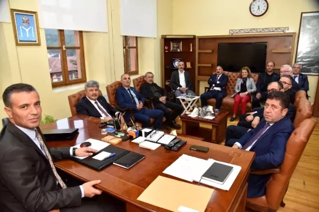 İYİ Parti Genel Başkan Yardımcısı Ergun'dan, Başkan Şahin'e ziyaret İYİ Parti Genel Başkan Yardımcısı Ergun'dan, Başkan Şahin'e ziyaret