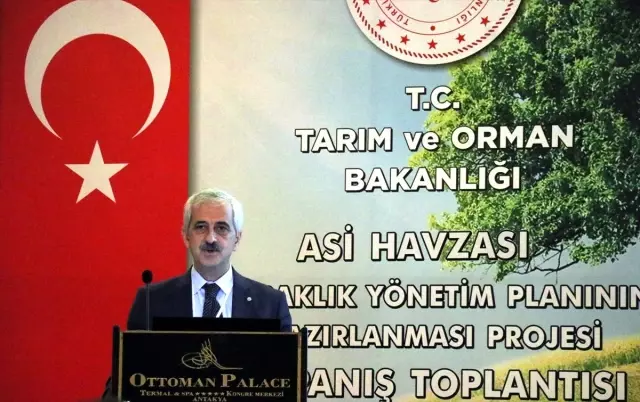 Su Yönetimi Genel Müdürü Dikmen: 'Su son derece sınırlı bir kaynaktır' Su Yönetimi Genel Müdürü Dikmen: 'Su son derece sınırlı bir kaynaktır'