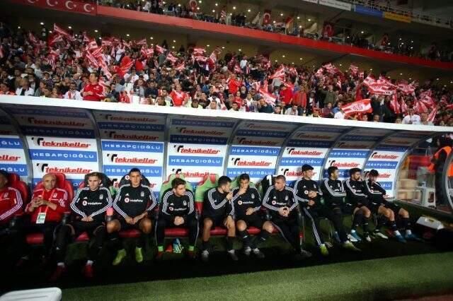 Beşiktaş'ta Teknik Direktör Abdullah Avcı'dan 2 değişiklik!