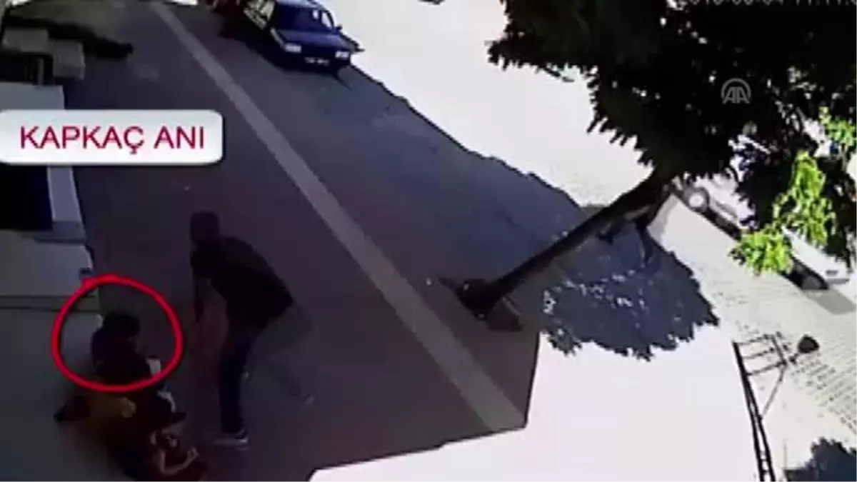 Gaziantep'te kapkaç anı güvenlik kamerasında