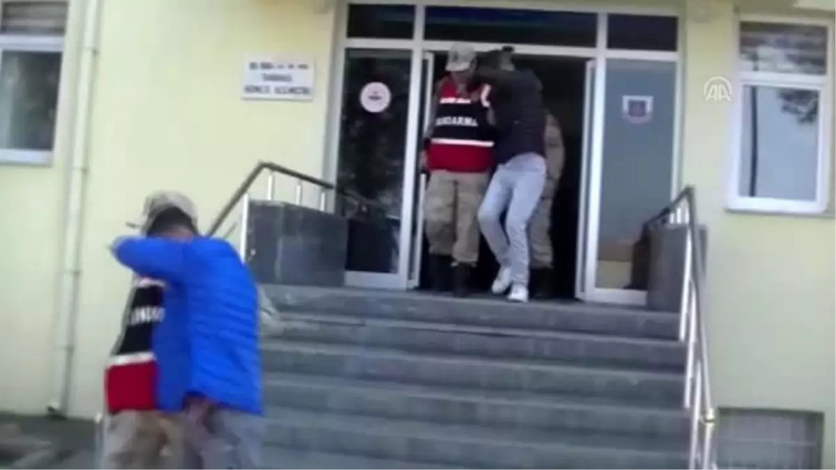 Hırsızlık zanlısı 3 kişi yakalandı