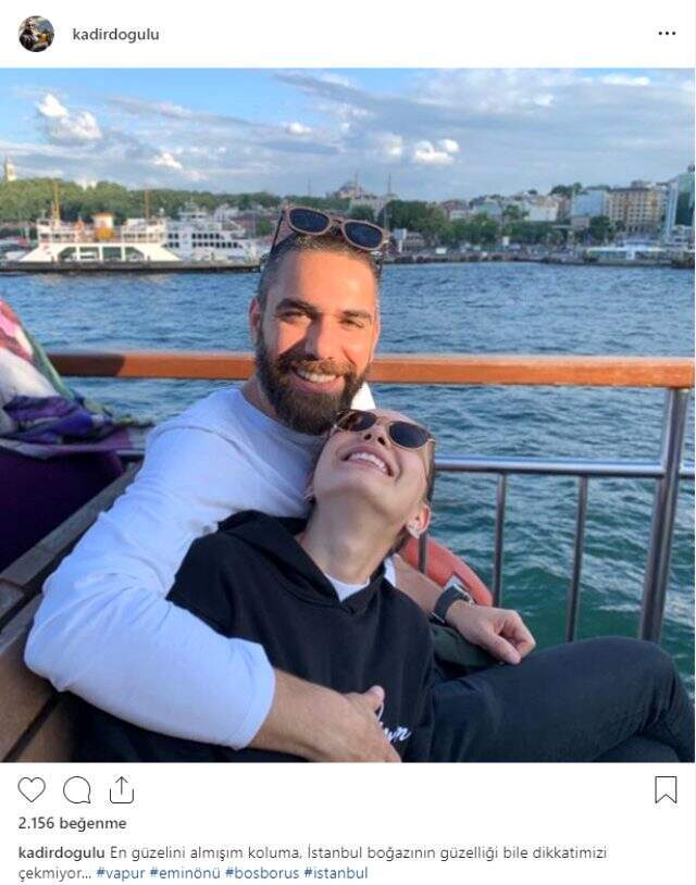 Kadir Doğulu'dan romantik paylaşım: En güzelini almışım koluma, boğazın güzelliği bile dikkatimizi çekmiyor
