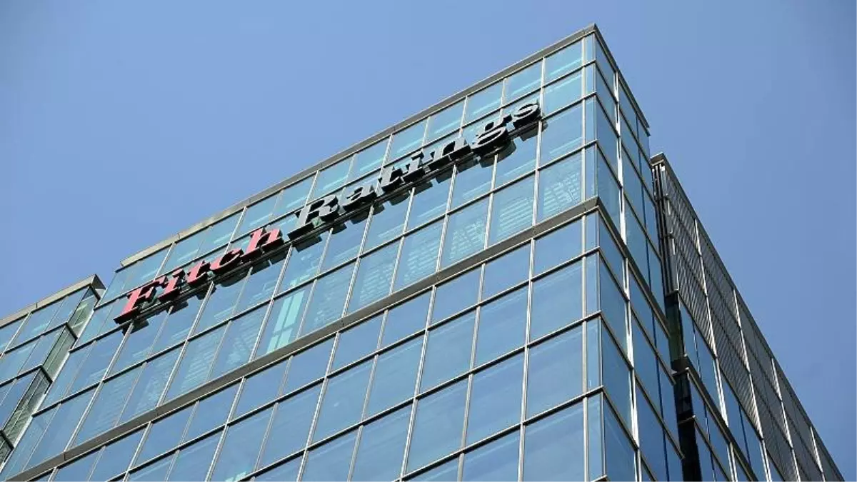 Kredi derecelendirme kuruluşu Fitch Türkiye'nin not görünümünü 'negatif'ten 'durağan'a yükseltti