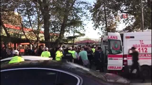 Beşiktaş'ta halk otobüsü şoförü önce durağa daldı sonra 3 yolcuyu bıçakladı! İşte ilk görüntüler