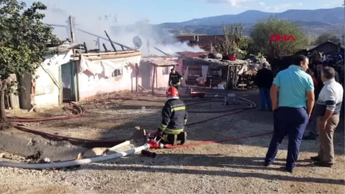 Bolu evlerinin yanışını üzüntüyle izlediler