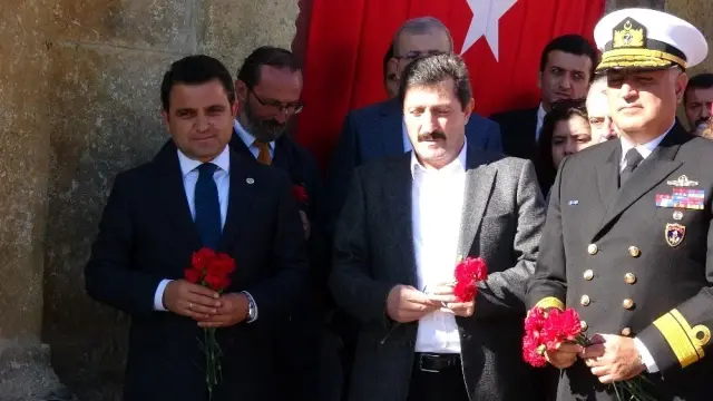 Çanakkale'nin ilk şehitleri anıldı Çanakkale'nin ilk şehitleri anıldı