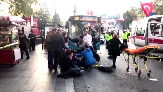 Durağa dalıp, 3 kişiyi bıçaklayan otobüs şoförü ile ilgili İBB'den açıklama: Adli ve idari işlemler başlatıldı