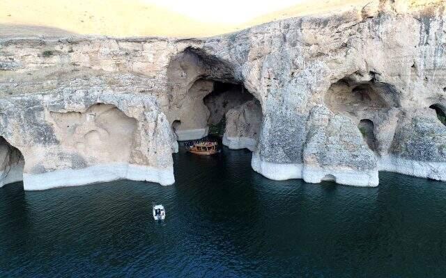 Elazığ'da bu yaz keşfedilen kanyonlara turlar başladı, turistler akın ediyor