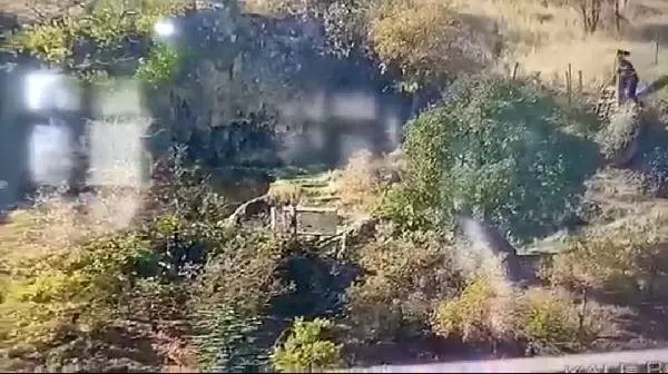 Elazığ'da jandarmadan kaçmaya çalışan defineciler yakalandı Elazığ'da jandarmadan kaçmaya çalışan defineciler yakalandı