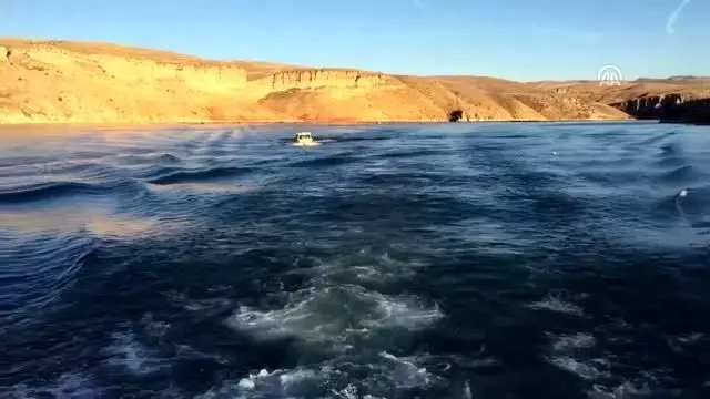 Karaleylek ve Saklıkapı kanyonları doğa tutkunlarını bekliyor Karaleylek ve Saklıkapı kanyonları doğa tutkunlarını bekliyor