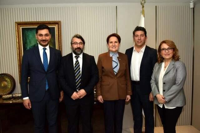 Oyuncu Emre Kınay, neden Kadıköy Belediye Başkanı adayı olduğunu açıkladı: 30 yıldır iyi yönetilemiyor