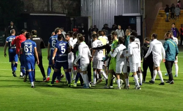 TFF 1. Lig: Fatih Karagümrük: 0 - Büyükşehir Belediye Erzurumspor: 1 TFF 1. Lig: Fatih Karagümrük: 0 - Büyükşehir Belediye Erzurumspor: 1