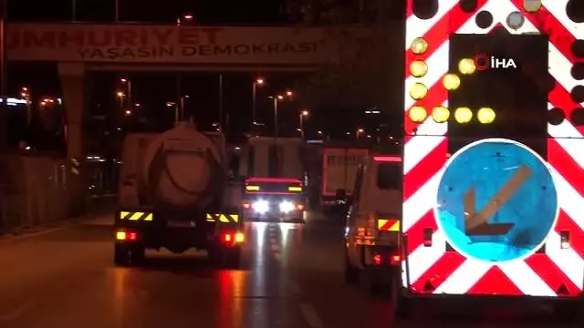 Vodafone 41. İstanbul Maratonu için yollar kapatıldı Vodafone 41. İstanbul Maratonu için yollar kapatıldı