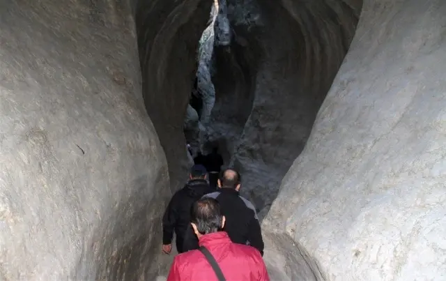 Yeni keşfedilen kanyonlara tekne ile tur Yeni keşfedilen kanyonlara tekne ile tur
