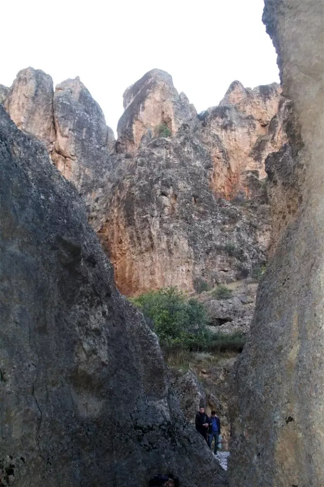 Yeni keşfedilen kanyonlara tekne ile tur Yeni keşfedilen kanyonlara tekne ile tur