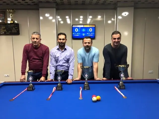 29 Ekim Cumhuriyet Kupası 3 Bant Bilardo Turnuvası tamamlandı 29 Ekim Cumhuriyet Kupası 3 Bant Bilardo Turnuvası tamamlandı
