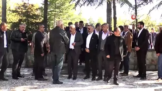Abdullah Çatlı ölümünün 23. yılında kabri başında anıldı Abdullah Çatlı ölümünün 23. yılında kabri başında anıldı