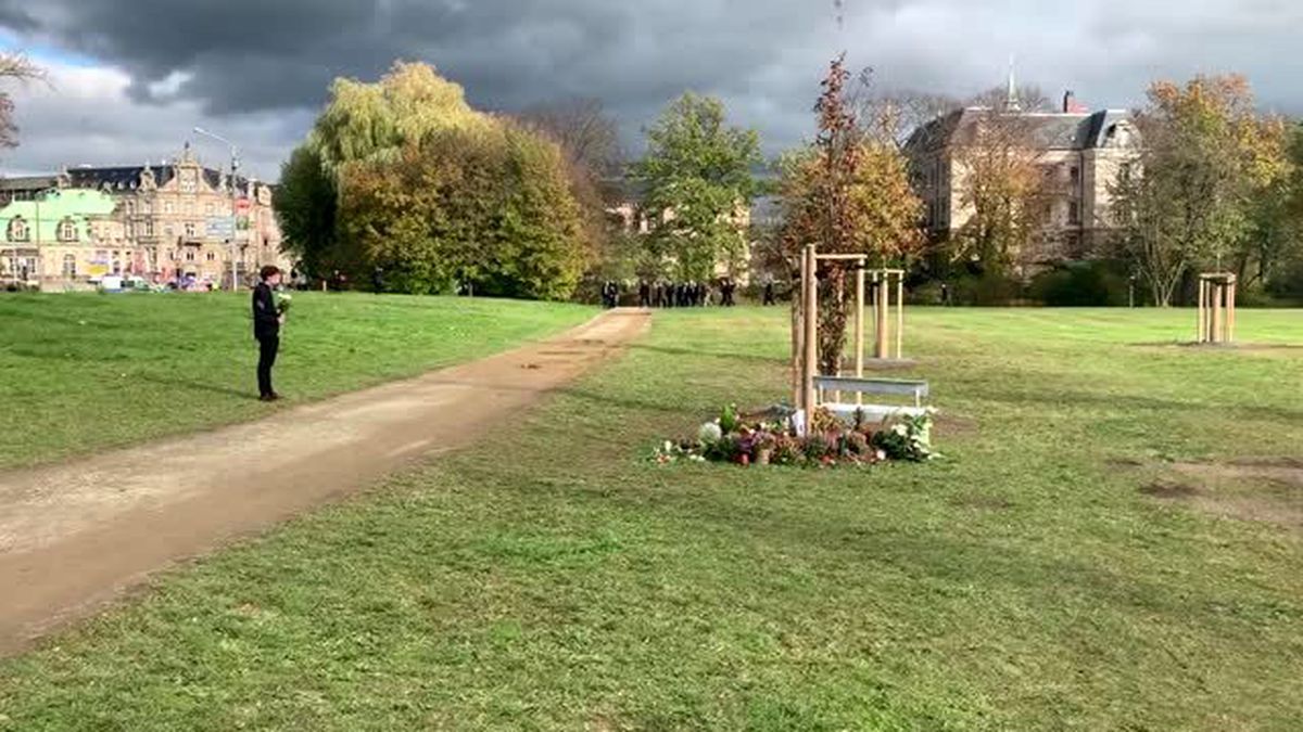 Almanya Başbakanı Merkel, NSU kurbanlarını andı