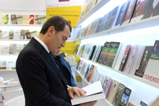 Başkan Arısoy, TÜYAP Kitap Fuarı'na katıldı