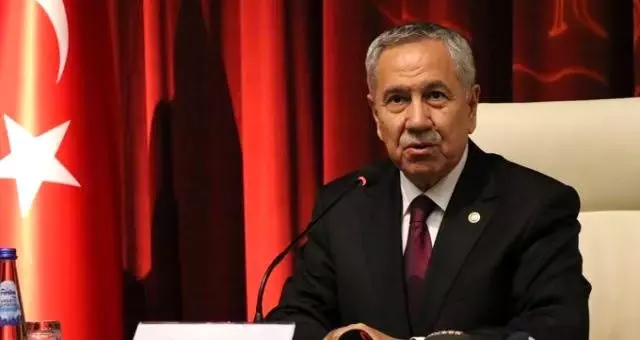 Bülent Arınç'a açıkça soruldu: Kozmik Oda'yı siz mi açtırdınız? Bülent Arınç'a açıkça soruldu: Kozmik Oda'yı siz mi açtırdınız?
