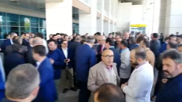 Doktorun WhatsApp grubundaki paylaşımına suç duyurusu Doktorun WhatsApp grubundaki paylaşımına suç duyurusu