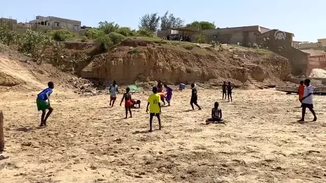 Senegal'de turizmin yeni gözdesi 'Toubab Dialaw' kasabası Senegal'de turizmin yeni gözdesi 'Toubab Dialaw' kasabası