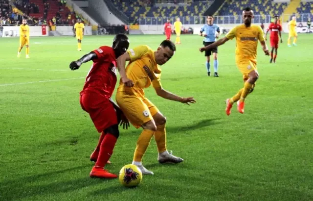 Süper Lig: MKE Ankaragücü: 1 - Gaziantep FK.: 2 (Maç sonucu) Süper Lig: MKE Ankaragücü: 1 - Gaziantep FK.: 2 (Maç sonucu)