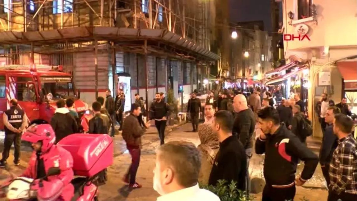 Taksim'de bir otelde yangın paniği