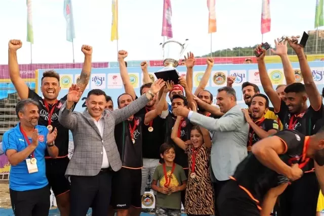 TFF Plaj Futbolu'nda şampiyon Alanya Belediyespor TFF Plaj Futbolu'nda şampiyon Alanya Belediyespor