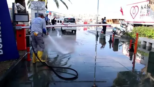 Bodrum'da sağanak etkili oldu Bodrum'da sağanak etkili oldu