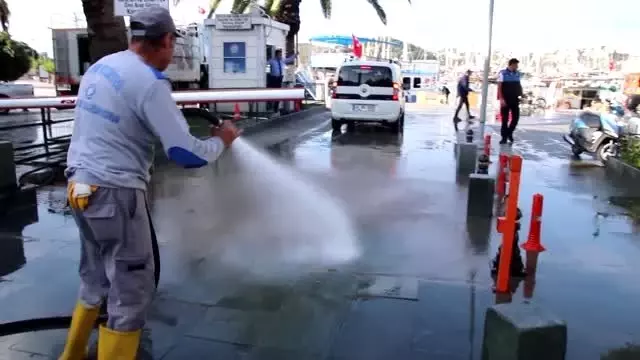 Bodrum'da sağanak etkili oldu Bodrum'da sağanak etkili oldu