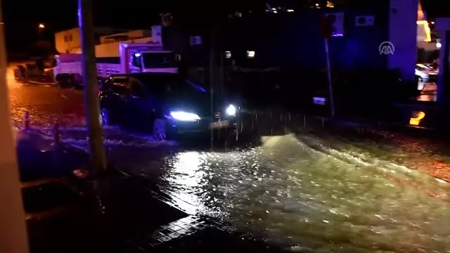 Bodrum'da sağanak etkili oldu (2) Bodrum'da sağanak etkili oldu (2)
