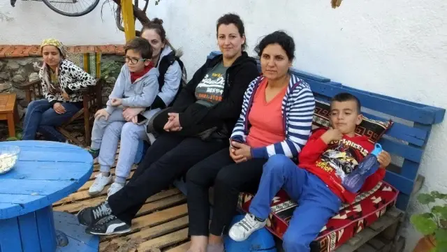 Çocukları teknoloji bağımlılığından kurtarmak için Masal Günü düzenlendi Çocukları teknoloji bağımlılığından kurtarmak için Masal Günü düzenlendi