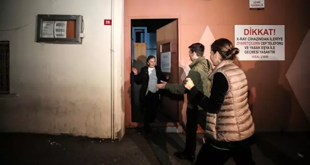 FETÖ'nün medya davasında Mehmet Altan'ın beraatine Ahmet Altan ve Nazlı Ilıcak'ın tahliyesine karar verildi FETÖ'nün medya davasında Mehmet Altan'ın beraatine Ahmet Altan ve Nazlı Ilıcak'ın tahliyesine karar verildi