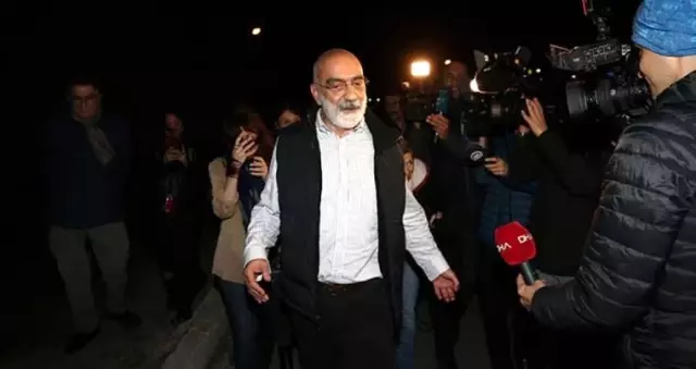 Ilıcak ve Altan'ın tahliyesini AK Parti Grup Başkanvekili Turan yorumladı: FETÖ'nün filizlenmesine asla izin verilmeyecek Ilıcak ve Altan'ın tahliyesini AK Parti Grup Başkanvekili Turan yorumladı: FETÖ'nün filizlenmesine asla izin verilmeyecek