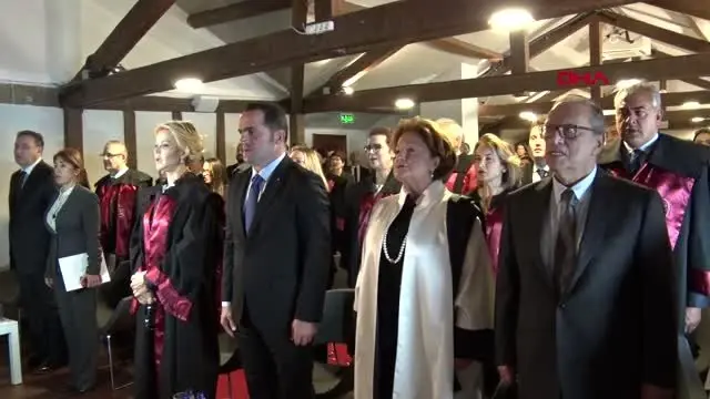 İstanbul mesut yılmaz, 'oğlunun hayali' üniversitenin yeni akademik yılı açılışındaydı İstanbul mesut yılmaz, 'oğlunun hayali' üniversitenin yeni akademik yılı açılışındaydı