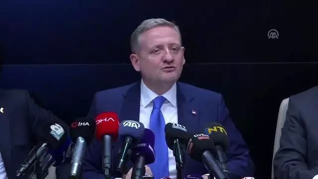 Kulüpler Birliği Vakfı olağanüstü genel kurulu - Göksel Gümüşdağ Kulüpler Birliği Vakfı olağanüstü genel kurulu - Göksel Gümüşdağ